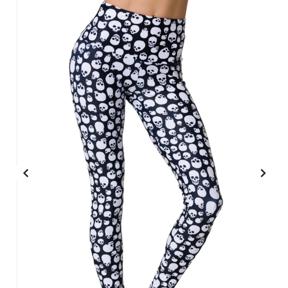 Onzie Skull Print Leggings